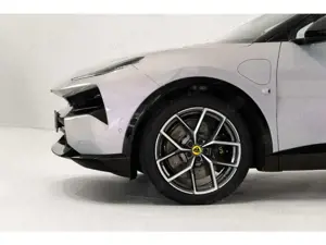 Lotus Eletre 600 Sport SE Electric towbar *LOTUS HANNOVER* Bild 4