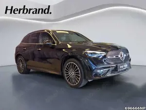 Mercedes-Benz GLC 300 e 4matic AMG Line AHK Airmatic Pano 20" Bild 2