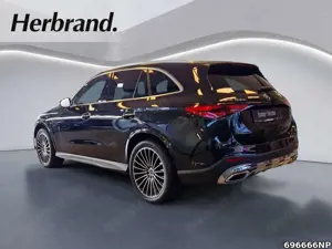 Mercedes-Benz GLC 300 e 4matic AMG Line AHK Airmatic Pano 20" Bild 4