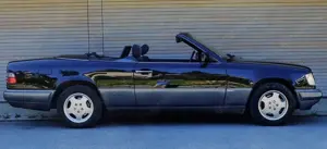 Mercedes-Benz E 220 E 220