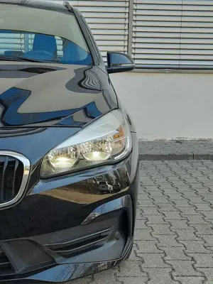 BMW 216