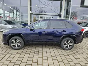 Toyota RAV 4 Plug-in Hybrid 4x4 Bild 5