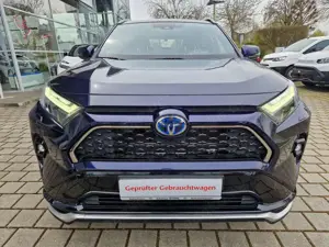 Toyota RAV 4 Plug-in Hybrid 4x4 Bild 2