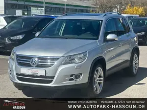 Volkswagen Tiguan Team 4Motion TÜV 04/28 AHK Pano Klimaaut. SHZ