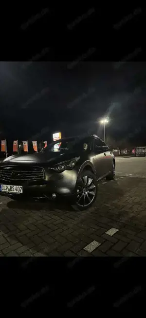 Infiniti FX