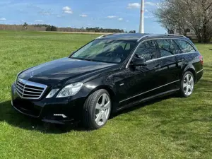 Mercedes-Benz E 350 E 350 T CGI BlueEFFICIENCY 7G-TRONIC Avantgarde