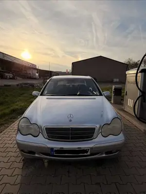 Mercedes-Benz C 180 Classic