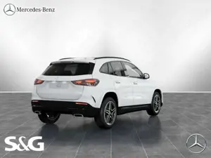 Mercedes-Benz GLA 200 AMG MBUX+RüKaKam+M-LED+Night+19"+Totwink Bild 3