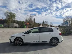 Volkswagen Golf GTI 2.0 TSI DSG Clubsport, Black Line, 19 Zoll, Top