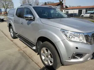 Nissan Navara Tekna Double Cab 4x4 Leder Navi Hardtop Camera USW Bild 2