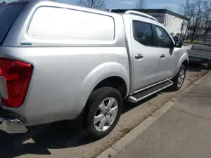 Nissan Navara Tekna Double Cab 4x4 Leder Navi Hardtop Camera USW Bild 4