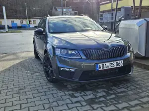 Skoda Octavia Combi 2.0 TDI (Green tec) RS