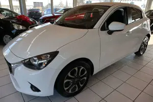 Mazda 2 *90PS *AAC*SHZ*PDC*NAVI*HU/AU+INSPEKTION NEU*