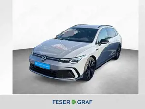 Volkswagen Golf VIII Variant R-Line 1.5 TSI AHK ACC KAMERA LED