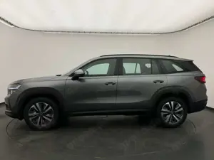 Skoda Kodiaq Kodiaq 1.5 TSI DSG +NAV+MATRIX+7-SITZ+360CAM+AHK Bild 5