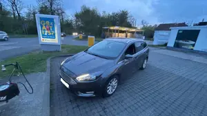 Ford Focus Turnier 1.0 EcoBoost Start-Stopp-System Titanium
