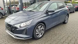 Hyundai i20 I20 Family*Navi*Shzg*Lhzg*PDC*Cam*16Zoll*ACA*
