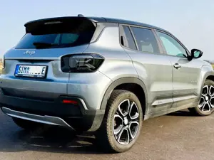 Jeep Avenger Avenger Summit Bild 3