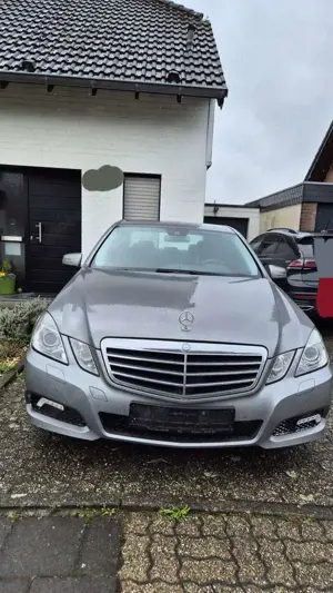 Mercedes-Benz E 250 E 250 CGI BlueEfficiency (212.047)