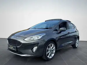 Ford Fiesta Titanium*LED*Panorama*Navi*Cam*DAB*BO*