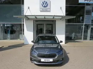 Skoda Fabia Selection 1.0TSI DSG 5J Garantie Kamera Bild 3
