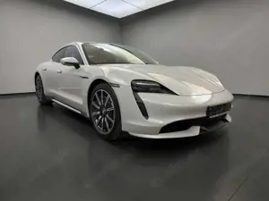 Porsche Taycan Turbo*1.HD*U_FREI*PANO*NEUZUSTAND*KREIDE