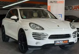 Porsche Cayenne 3.0*XENON*PANO*NAVI*LEDER*SHZ*TEMPO*