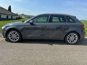 Audi A3 SPORTBACK 30 TDI *SPORT*SEHR GEPFLEGT*NAVI*