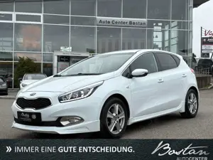 Kia Ceed / cee'd 1.4 TSI Dream Team KAMERA/NAVI/SHZ/LENKHZ