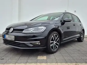 Volkswagen Golf 1.6 TDI VII COMFORTLINE FACELIFT LED KAM PDC FSE S