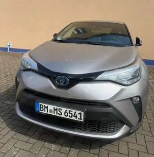 Toyota C-HR Hybrid Team D