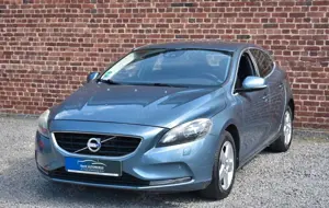 Volvo V40 S.HEFT NAVI TEMPOMAT LEDER BI-XENON PDC AHK