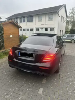 Mercedes-Benz E 400 d 4Matic 9G-TRONIC AMG Line