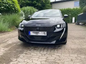 Peugeot e-208 208 Elektromotor 136 GT Pack