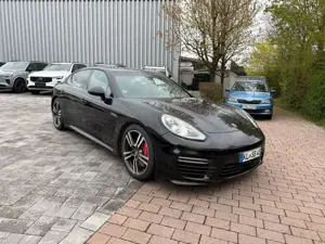 Porsche Panamera PANAMERA GTS+1.HAND+UNFALLFREI+PANO+ACC+CAM