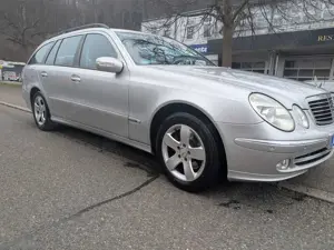 Mercedes-Benz E 240 Avantgarde ,Tacho Defekt