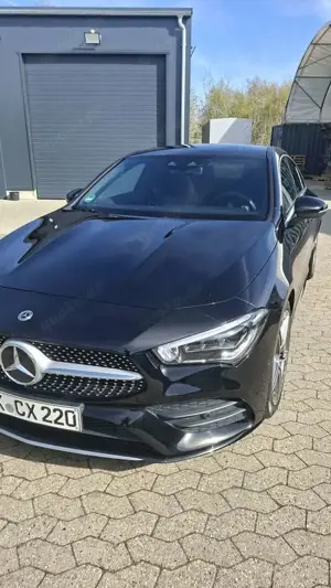 Mercedes-Benz CLA 220 d 8G-DCT AMG Line Advanced Plus Bild 3