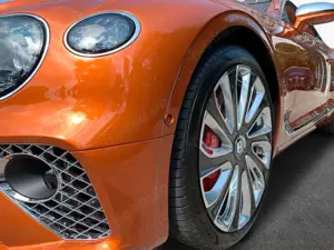Bentley Continental New Continental GT W12 Mulliner Bild 1
