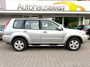 Nissan X-Trail Columbia 2,2 *Leder+Allrad+AHK+Panorama*