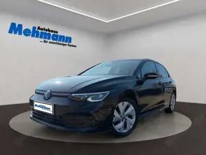 Volkswagen Golf VIII 1.5 eTSI DSG R-Line *IQ-Light*Kam*HK