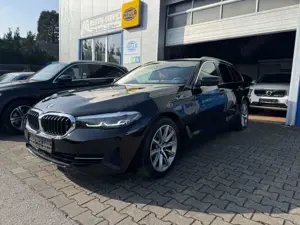 BMW 520 d Touring*DISTRONIK ACC*Individual*18ZOLL*