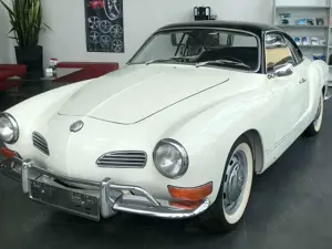 Volkswagen Karmann Ghia