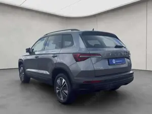 Skoda Karoq 2.0 TDI DSG Selection Tour AHK/Kamera/Navi Bild 3