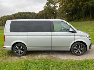 Volkswagen T6.1 Multivan Multivan T6.1 Kurz DSG Exclusive Bild 2