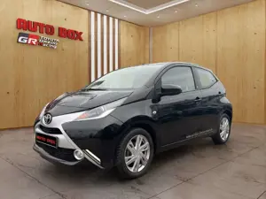 Toyota Aygo AYGO x-play Team D