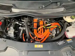 Mercedes-Benz EQV 300 AVANTGARDE, LANG - FACELIFT - PANO, 6 S. Bild 4