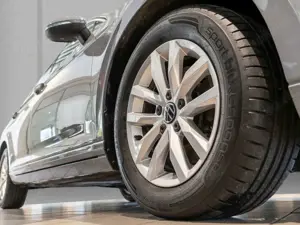 Volkswagen Passat Variant 2.0 TDI DSG Business *AHK*LED*Navi*App-Connect*... Bild 5