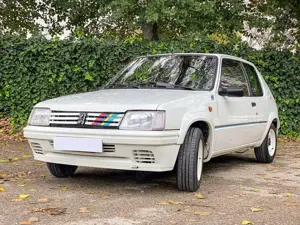 Peugeot 205