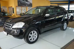 Mercedes-Benz ML 350 CDI AUTOMATIK / XENON / NAVI / LEDER