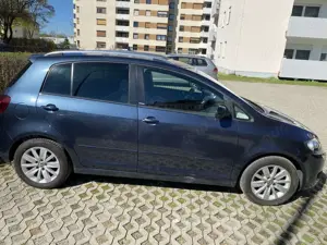 Volkswagen Golf Plus 1.6 TDI DPF Highline Bild 3
